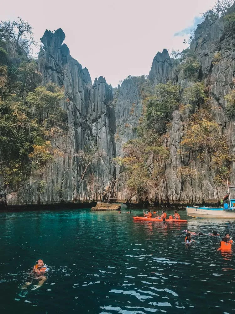 The steep cliffs of Twin Lagoons in Coron