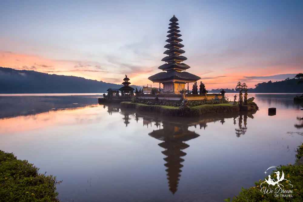 Pura Ulun Danu Beratan Temple in Bali - photo by Sophie of We Dream Of Travel