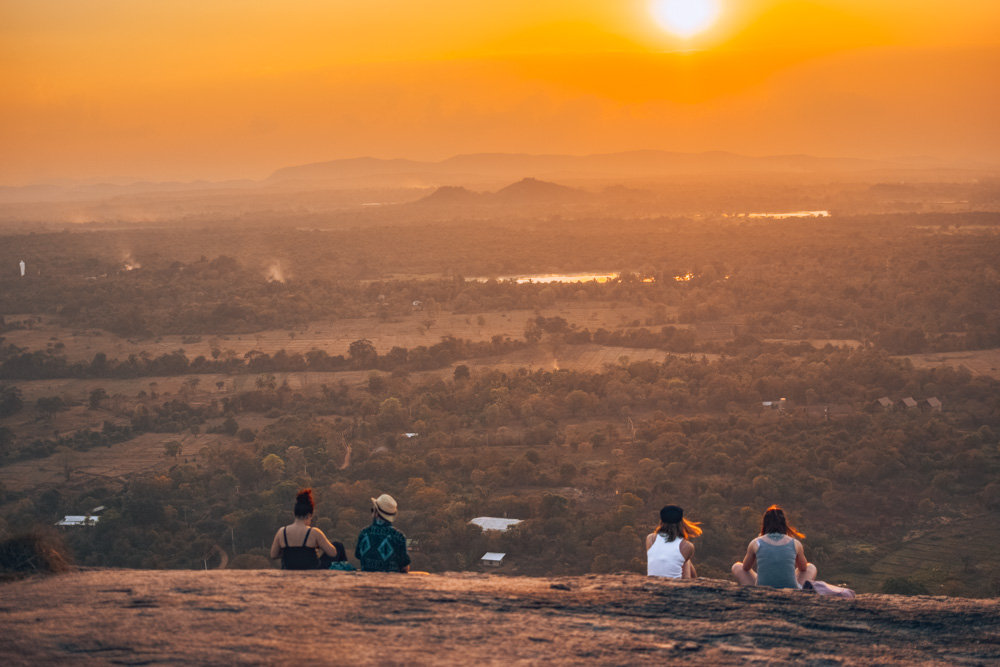 Watching the sunset from the top of Pidurangala Rock