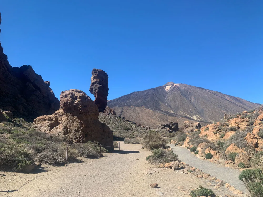 The start of the Roque de Garcia trail, with the Teide peak in the back, Tenerife