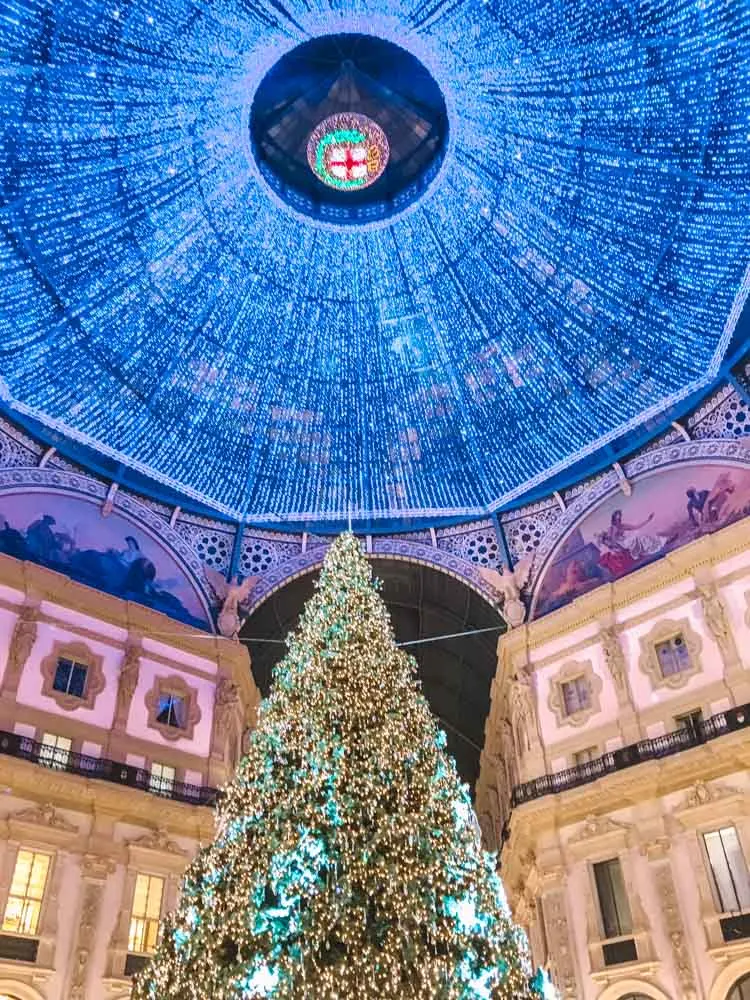 The Christmas tree and lights in Galleria Vittorio Emanuele, Milan