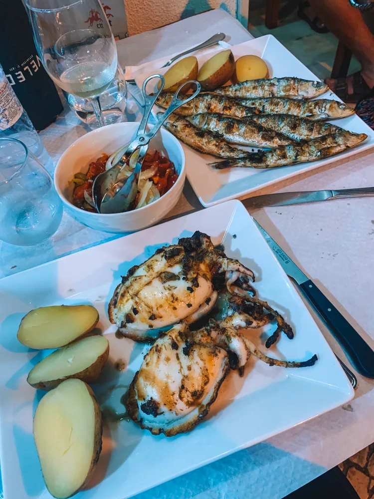 The amazing seafood dinner we had at Mar d’Areia in Ericeira, Portugal