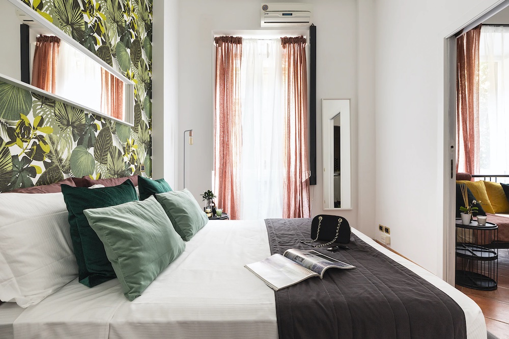 The main bedroom of La Giungla airbnb in Rome, Italy