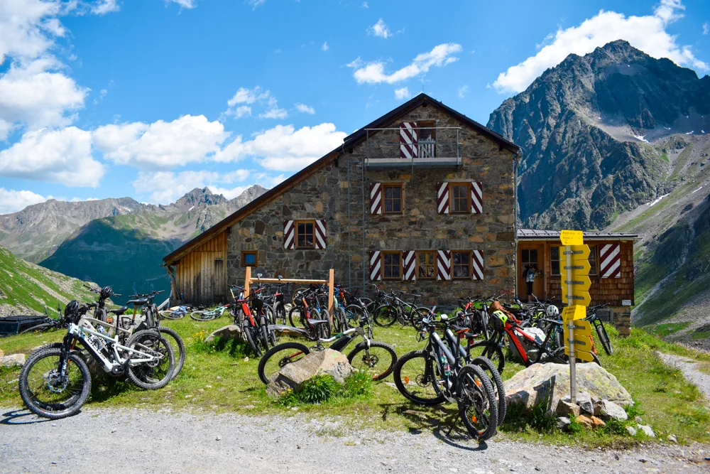 Finally reaching Darmstädter Hütte in St Anton, Austria, in summer!