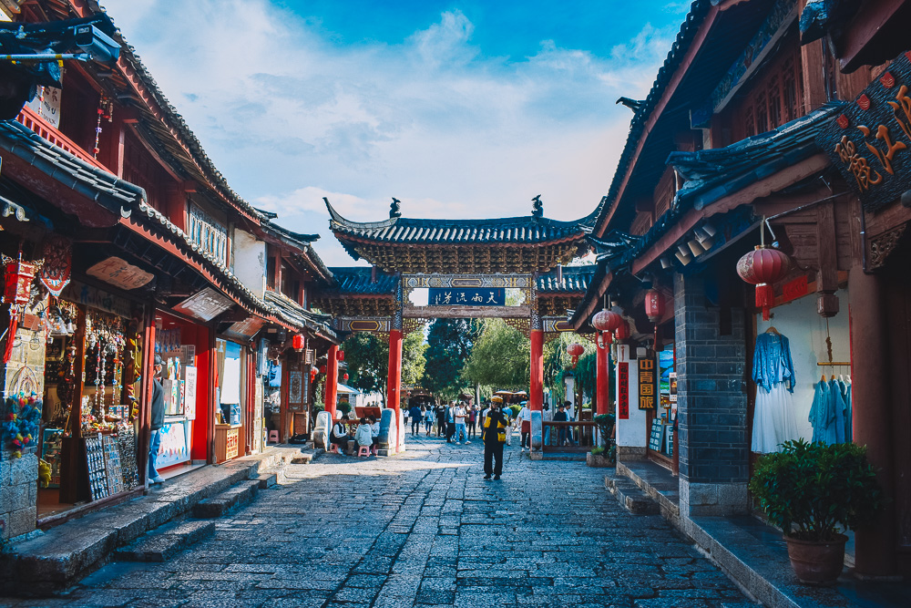 Exploring the picturesque streets of Lijiang Ancient Town in Yunnan, China