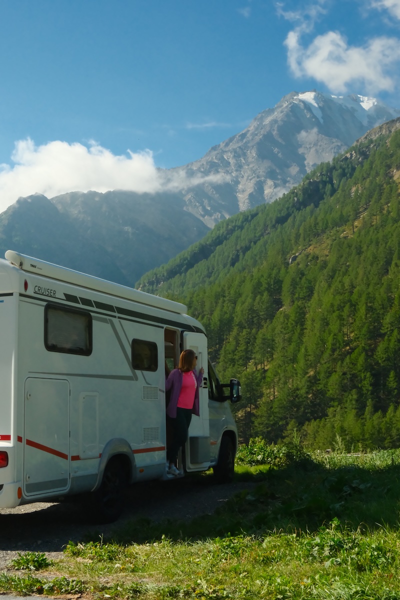 Exploring the Swiss Alps by campervan